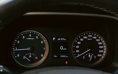 Hyundai Tucson III, 2018 год, 2 300 000 рублей, 17 фотография