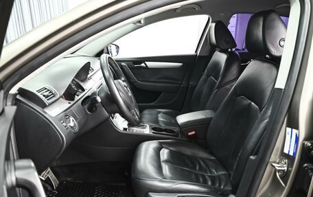 Volkswagen Passat B7, 2011 год, 919 000 рублей, 10 фотография