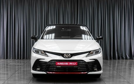 Toyota Camry, 2022 год, 4 135 000 рублей, 3 фотография