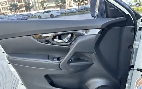 Nissan X-Trail, 2022 год, 2 100 009 рублей, 8 фотография