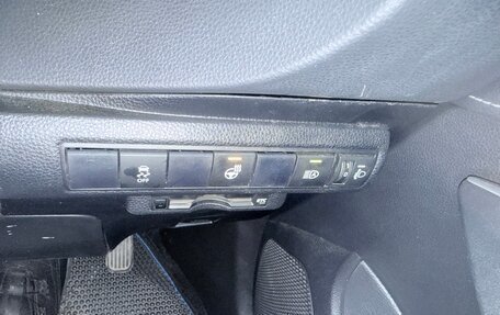 Toyota Corolla, 2019 год, 1 800 000 рублей, 13 фотография