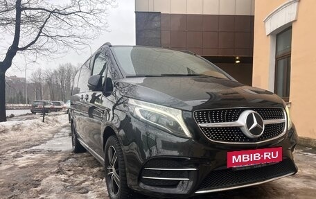 Mercedes-Benz V-Класс, 2020 год, 5 500 000 рублей, 2 фотография