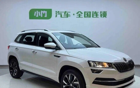 Skoda Karoq I, 2022 год, 1 750 000 рублей, 2 фотография