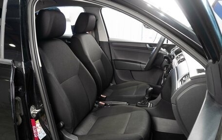 Skoda Rapid I, 2017 год, 1 279 000 рублей, 8 фотография