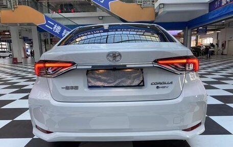 Toyota Corolla, 2024 год, 1 820 000 рублей, 5 фотография