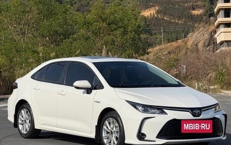 Toyota Corolla, 2024 год, 1 810 000 рублей, 3 фотография