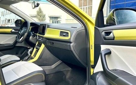 Volkswagen T-Roc I, 2024 год, 1 984 000 рублей, 9 фотография