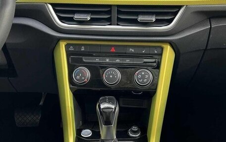 Volkswagen T-Roc I, 2024 год, 1 984 000 рублей, 14 фотография