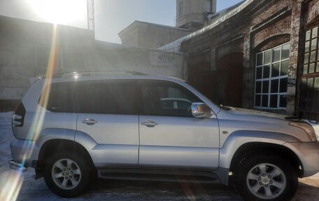 Toyota Land Cruiser Prado 120 рестайлинг, 2006 год, 2 150 000 рублей, 5 фотография