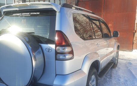 Toyota Land Cruiser Prado 120 рестайлинг, 2006 год, 2 150 000 рублей, 7 фотография