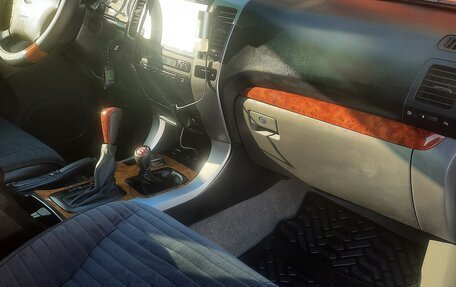 Toyota Land Cruiser Prado 120 рестайлинг, 2006 год, 2 150 000 рублей, 18 фотография