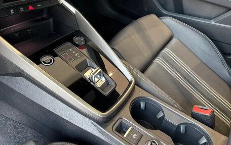 Audi A3, 2023 год, 1 900 000 рублей, 17 фотография