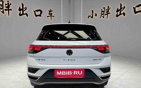 Volkswagen T-Roc I, 2024 год, 1 980 000 рублей, 5 фотография