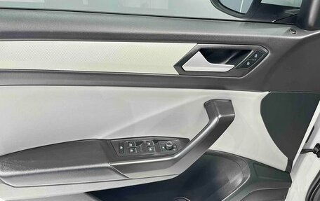 Volkswagen T-Roc I, 2024 год, 1 980 000 рублей, 12 фотография