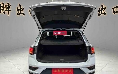 Volkswagen T-Roc I, 2024 год, 1 980 000 рублей, 16 фотография