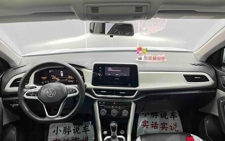 Volkswagen T-Roc I, 2024 год, 1 980 000 рублей, 10 фотография