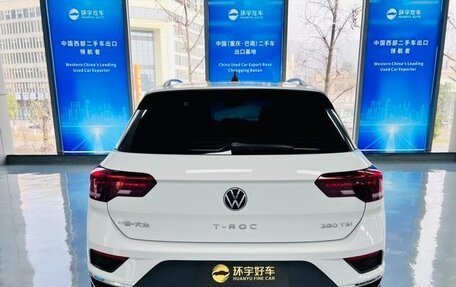 Volkswagen T-Roc I, 2024 год, 1 975 000 рублей, 5 фотография