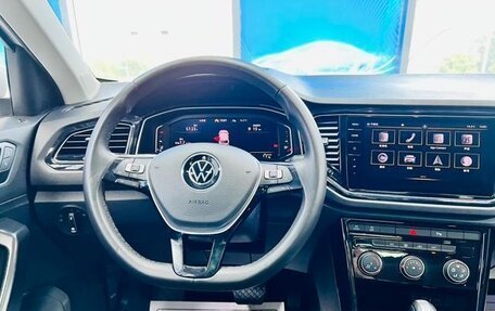 Volkswagen T-Roc I, 2024 год, 1 975 000 рублей, 13 фотография