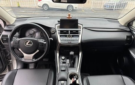 Lexus NX I, 2016 год, 2 500 000 рублей, 8 фотография