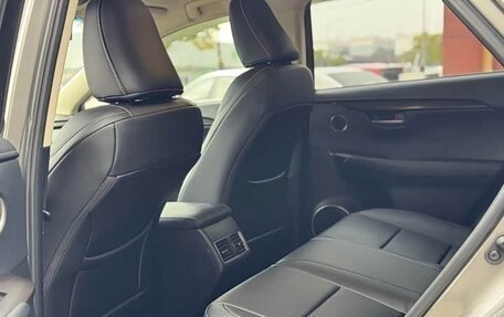 Lexus NX I, 2016 год, 2 500 000 рублей, 9 фотография