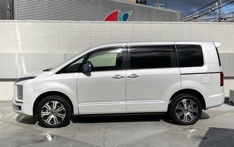 Mitsubishi Delica D:5 I, 2023 год, 2 903 000 рублей, 3 фотография