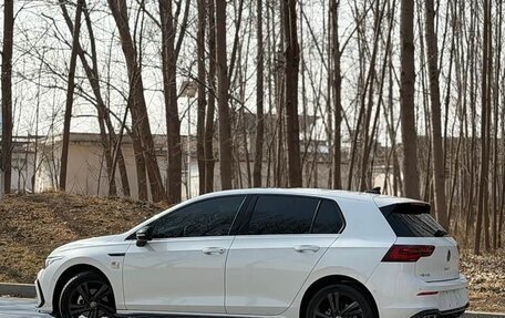 Volkswagen Golf VIII, 2022 год, 1 803 000 рублей, 3 фотография