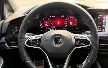 Volkswagen Golf VIII, 2022 год, 1 803 000 рублей, 10 фотография