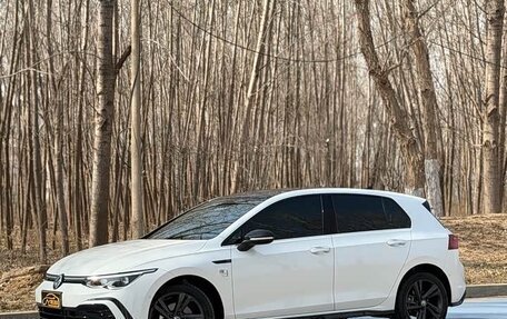 Volkswagen Golf VIII, 2022 год, 1 803 000 рублей, 2 фотография