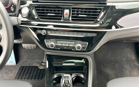 BMW 1 серия, 2023 год, 1 702 000 рублей, 12 фотография