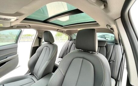 BMW 1 серия, 2023 год, 1 702 000 рублей, 14 фотография