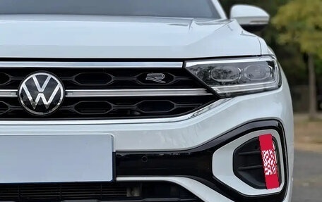 Volkswagen T-Roc I, 2023 год, 1 650 178 рублей, 4 фотография