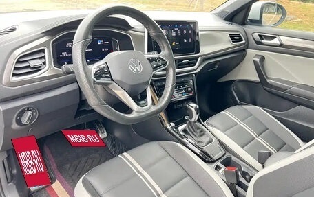 Volkswagen T-Roc I, 2023 год, 1 650 178 рублей, 10 фотография