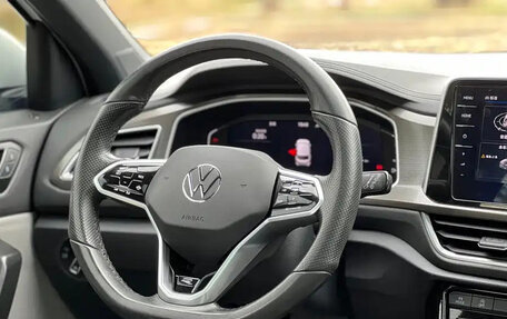 Volkswagen T-Roc I, 2023 год, 1 650 178 рублей, 15 фотография