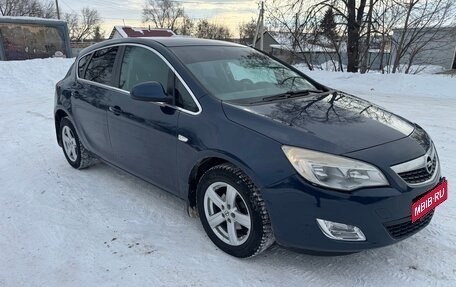Opel Astra J, 2011 год, 730 000 рублей, 8 фотография