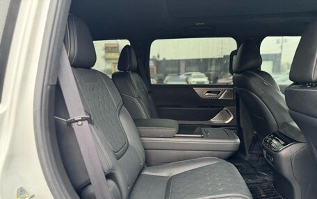 Infiniti QX80, 2025 год, 16 100 000 рублей, 10 фотография