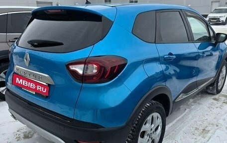 Renault Kaptur I рестайлинг, 2017 год, 1 370 000 рублей, 3 фотография