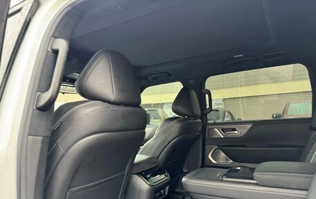 Infiniti QX80, 2025 год, 16 100 000 рублей, 13 фотография