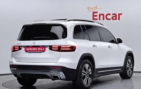 Mercedes-Benz GLB, 2024 год, 4 260 000 рублей, 3 фотография