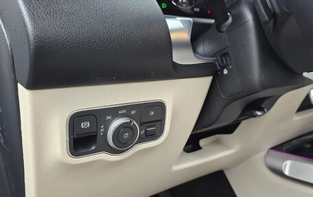 Mercedes-Benz GLB, 2024 год, 4 295 000 рублей, 13 фотография