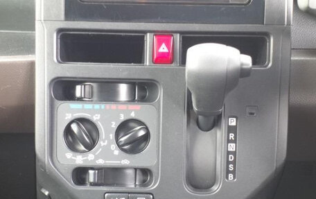 Toyota Roomy I, 2022 год, 844 230 рублей, 11 фотография