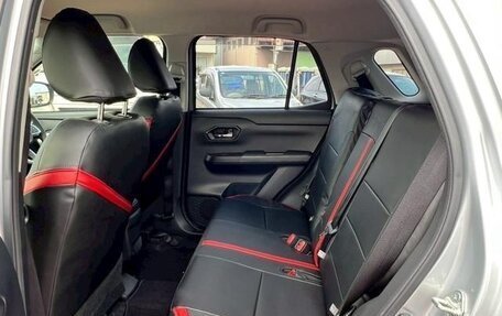 Toyota Raize I, 2021 год, 1 050 000 рублей, 8 фотография