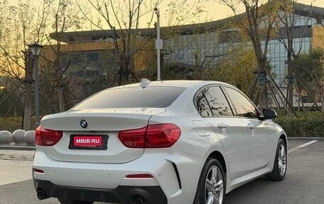 BMW 1 серия, 2022 год, 1 500 000 рублей, 7 фотография