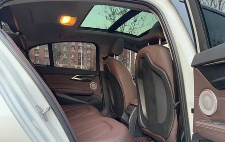 BMW 1 серия, 2022 год, 1 500 000 рублей, 21 фотография