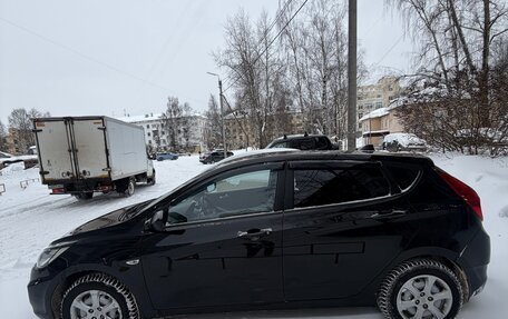 Hyundai Solaris II рестайлинг, 2012 год, 675 000 рублей, 4 фотография