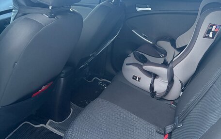 Hyundai Solaris II рестайлинг, 2012 год, 675 000 рублей, 8 фотография