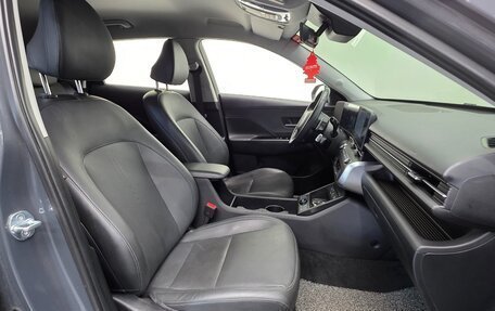 Hyundai Kona, 2023 год, 1 790 000 рублей, 6 фотография