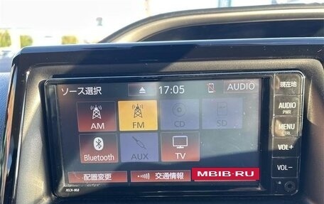 Toyota Voxy III, 2017 год, 1 700 000 рублей, 15 фотография