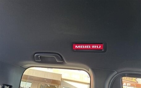 Toyota Voxy III, 2017 год, 1 700 000 рублей, 32 фотография