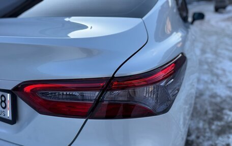 Toyota Camry, 2018 год, 2 680 000 рублей, 9 фотография