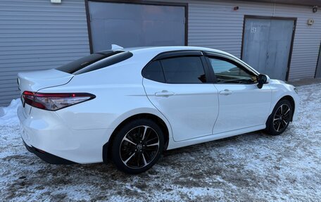 Toyota Camry, 2018 год, 2 680 000 рублей, 10 фотография